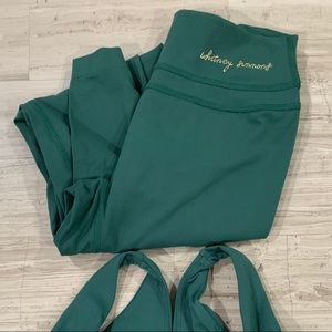 Whitney Simmons x Gymshark Leggings & Sports Bra